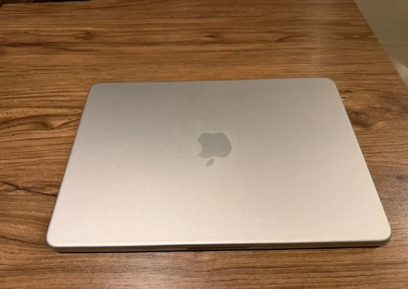 Apple MacBook Neo 256 ГБ 1