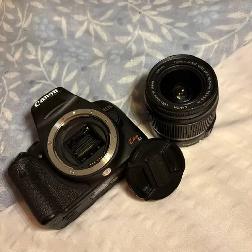 Canon EOS Kiss X3, объектив 18-55mm