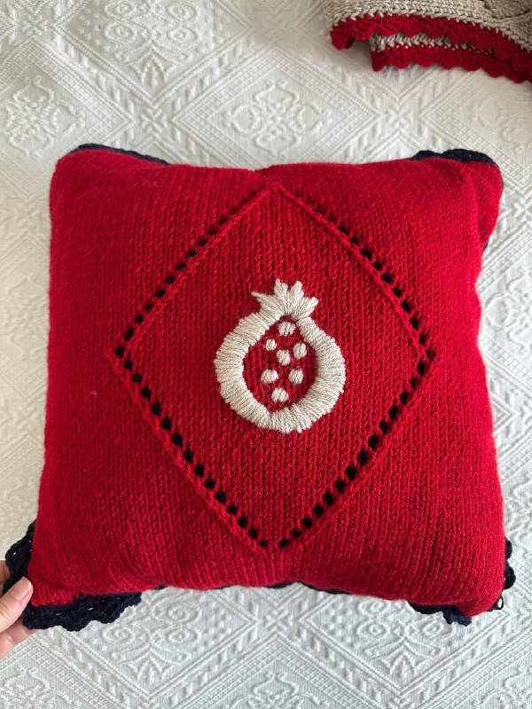 Подушка, плед в упаковочном мешочке