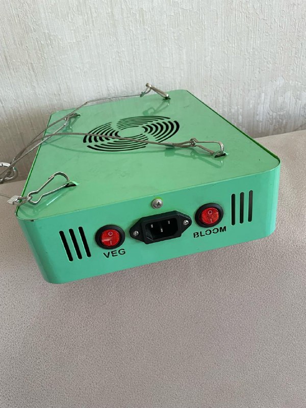 Лампа для растений 130W 2