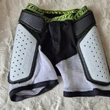 Dainese защитные шорты и наколенники 4