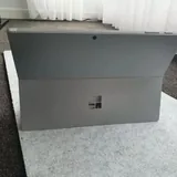 Microsoft Surface Pro 5 с клавиатурой и зарядным устройством 5