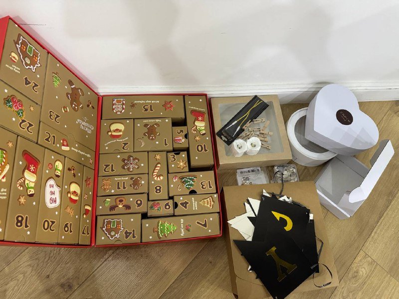 Щетка для лица, румяна, кисточки, фигурки, украшения для елки, гантели, ваза, москитная сетка, коробки подарочные 8