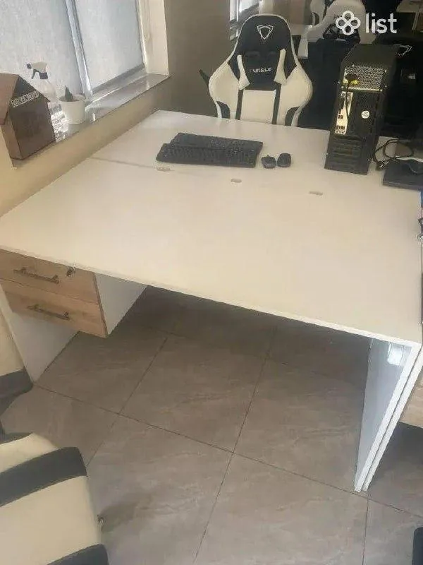 Компьютерный стол из MDF 140×70 см