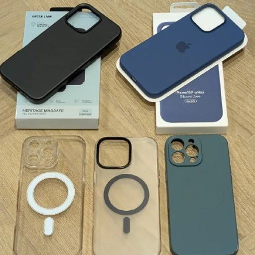 Чехлы MagSafe для iPhone 16 Pro Max