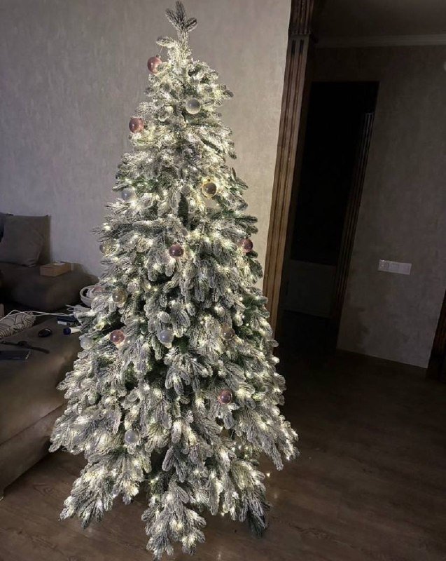 Заснеженная елка 210см