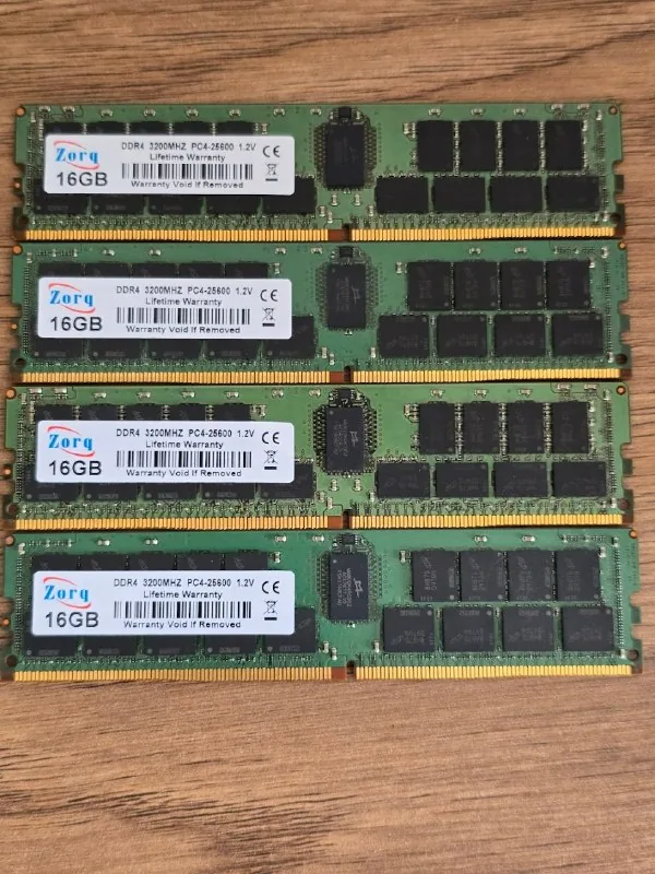 Оперативная память DDR4 ECC 16 ГБ, 4 штуки