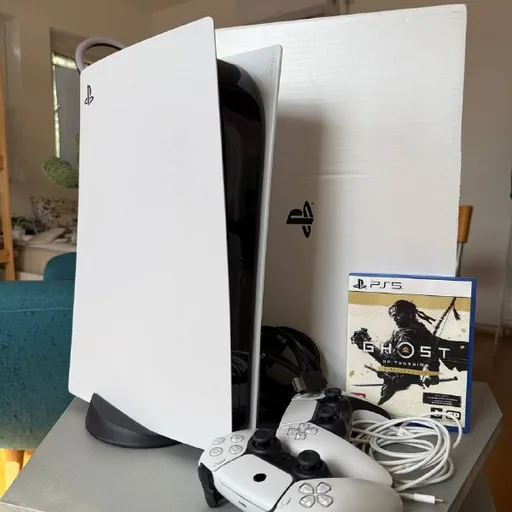 PlayStation 5 с дисководом и игрой Ghost of Tsushima
