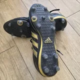 Adidas ბუცები 2