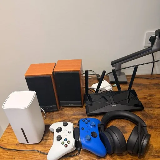 Геймпады Xbox, наушники, колонки, роутеры