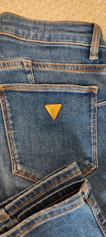 Джинсы Guess женские 2