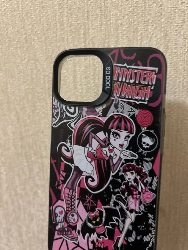 Чехол на iPhone 14