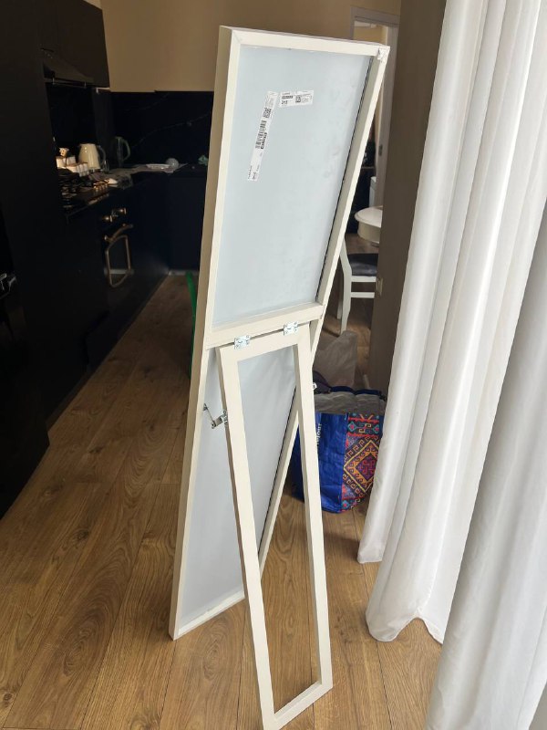 Зеркало IKEA FLÄKNAN 4
