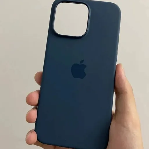 Чехол на iPhone 14