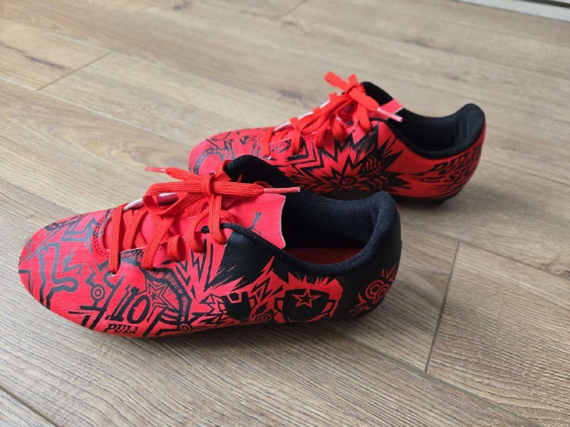 Бутсы Puma размер 35.5 детские 2