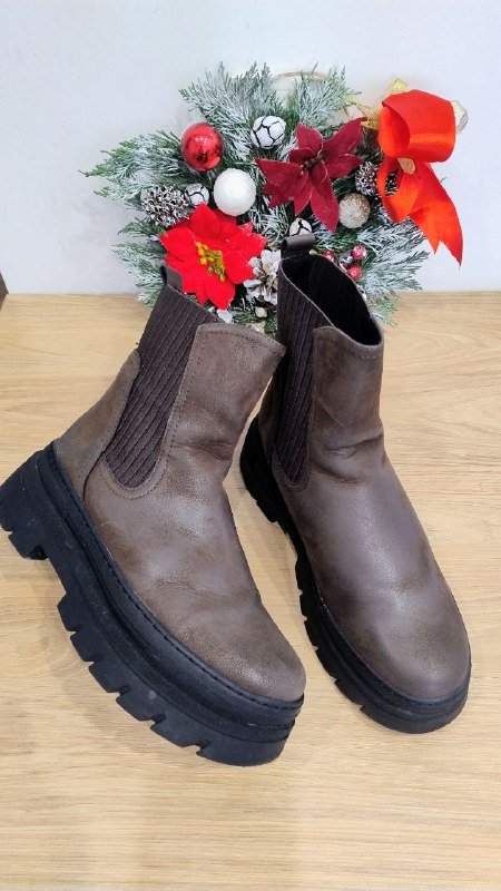Ботинки сапожки утепленные 38 размер