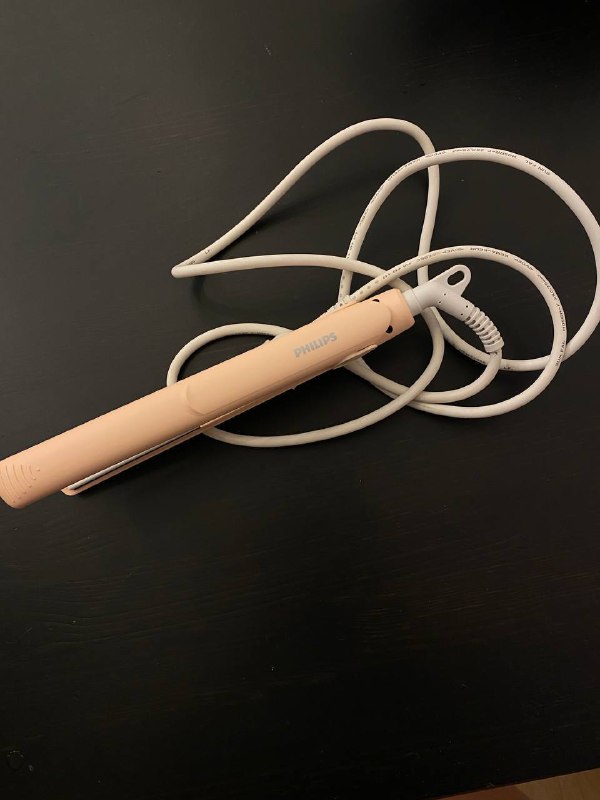Утюжок Philips, Машинка для удаления катышек Philips, Когтеточка для кошек, Игровой тоннель IKEA