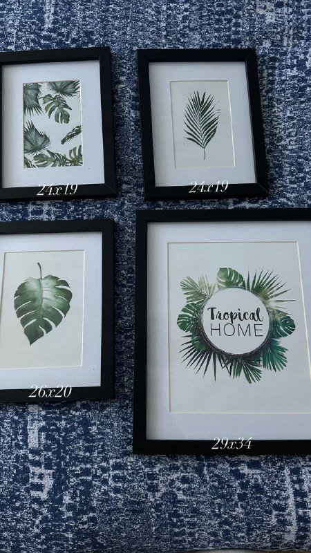 Картины черные с рамками