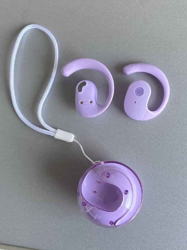 Bluetooth наушники новые с кабелем и коробкой 2