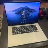 MacBook 16 Pro i7 16/512, MacBook 13 i5 16/512 5