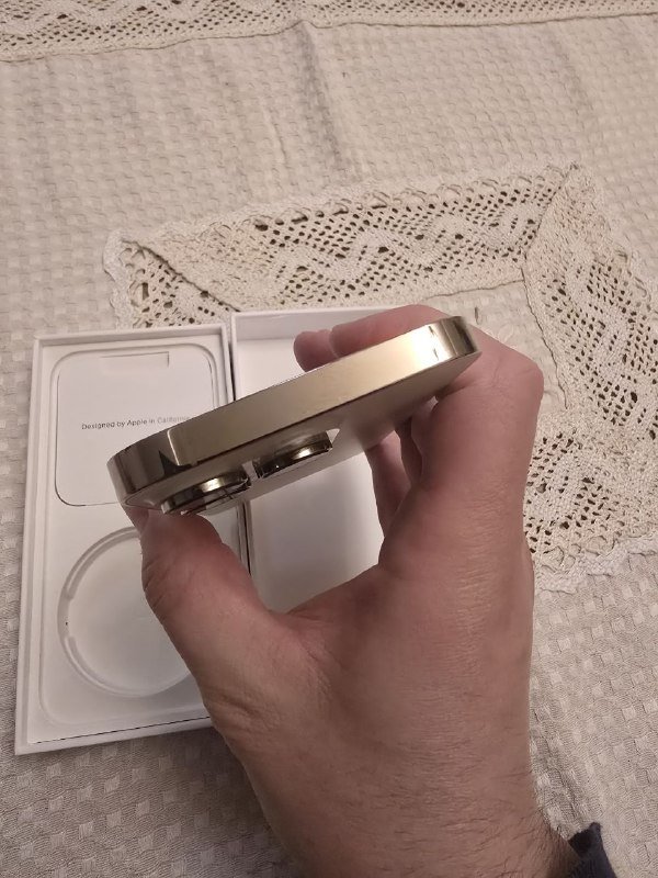 iPhone 14 pro gold 128 Gb 6