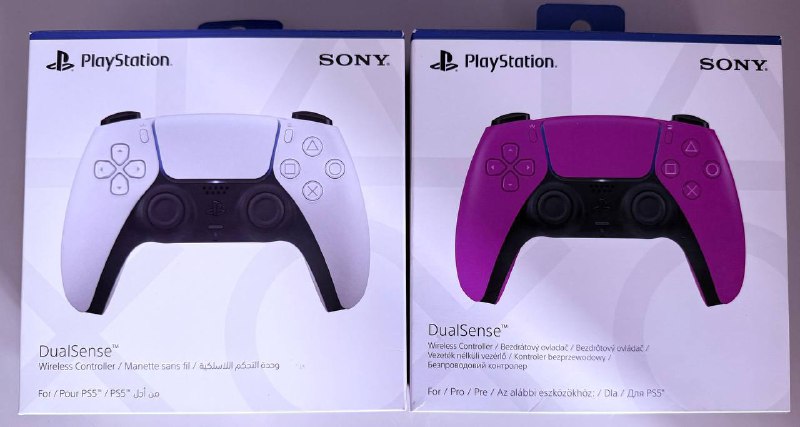 PlayStation 5 slim disc, два джойстика, 4 игры, аккаунт EA play 3