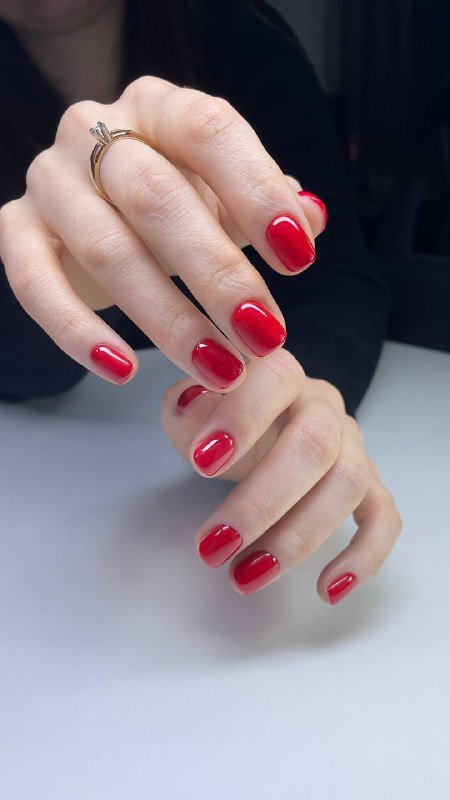 Маникюр, наращивание, педикюр, укрепление ногтей