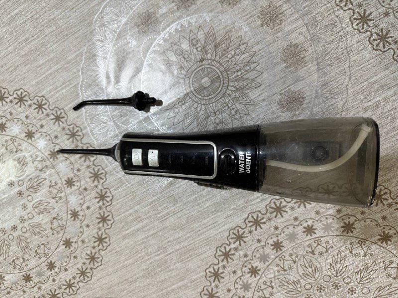 Автомобильный компрессор, зарядные usb, ирригатор, сумка 6