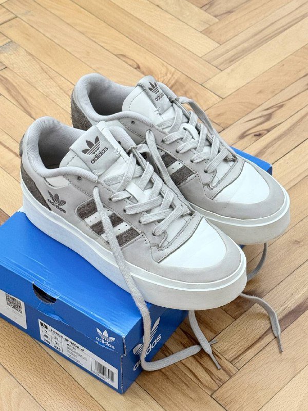 Кроссовки Adidas Forum Bonega W размер 38,5
