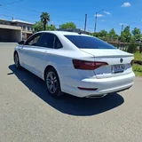 Volkswagen Jetta R-Line 5