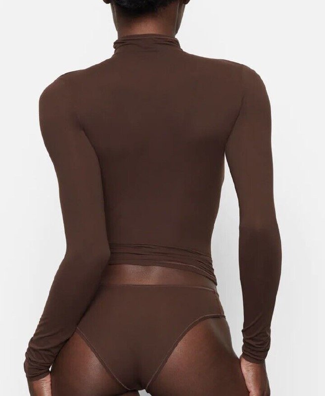 Лонгслив SKIMS коричневый размер S 2