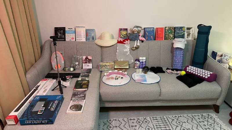 Вещи для дома, книги, обувь для танцев, спортивное оборудование