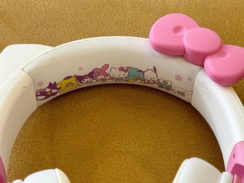 Наушники Razer Kraken BT Hello Kitty and Friends Edition 5