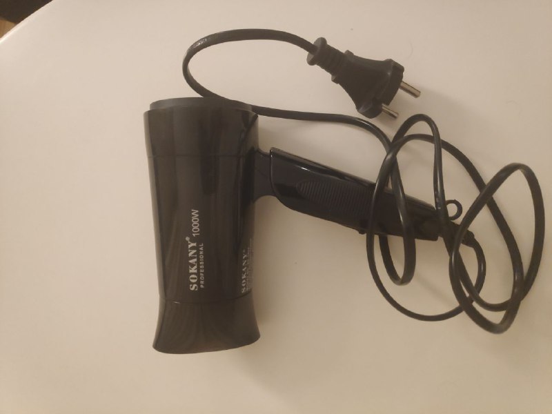 Кастрюля, стеклянный контейнер, фен 5