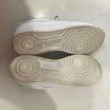 Белые кроссовки Nike Air Force One 4