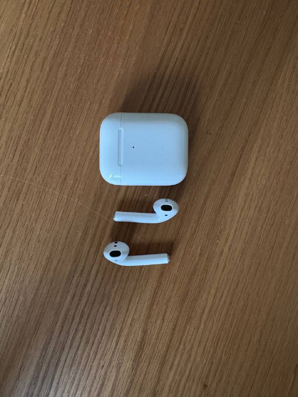 Airpods 2 поколения с зарядкой