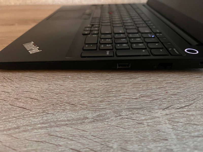 Ноутбук Lenovo ThinkPad E15 Intel i5 16Гб 512SSD 5