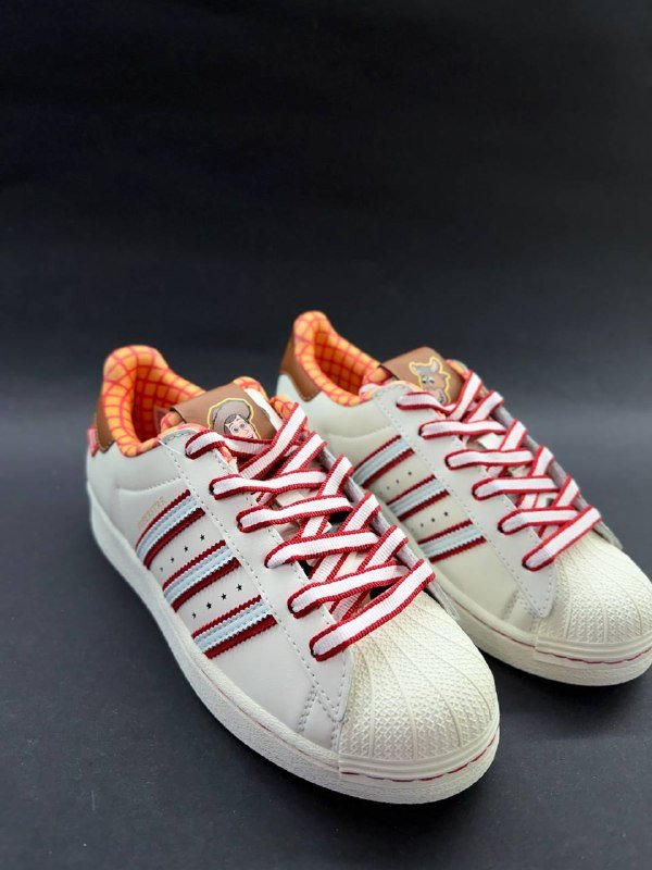 Мужские кроссовки 2026 трендовые модели