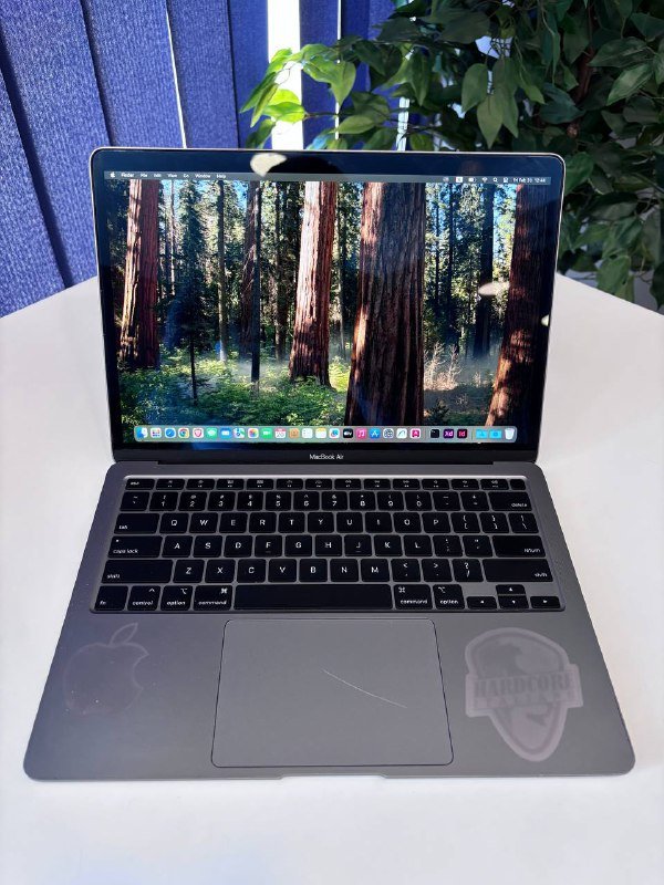 Macbook Air 2020 i3 8/256GB