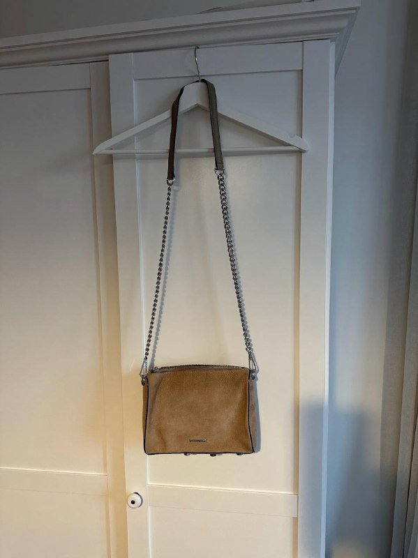 Сумка кроссбоди Rebecca Minkoff из натуральной замши