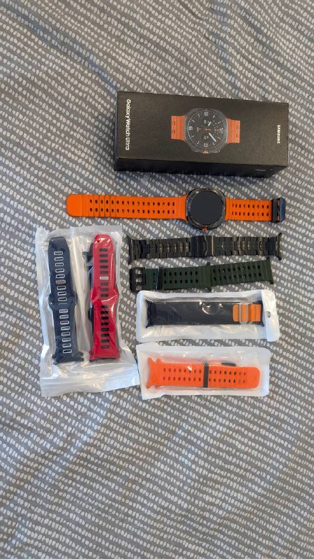 Samsung Galaxy Watch Ultra 47mm LTE с ремешками 2