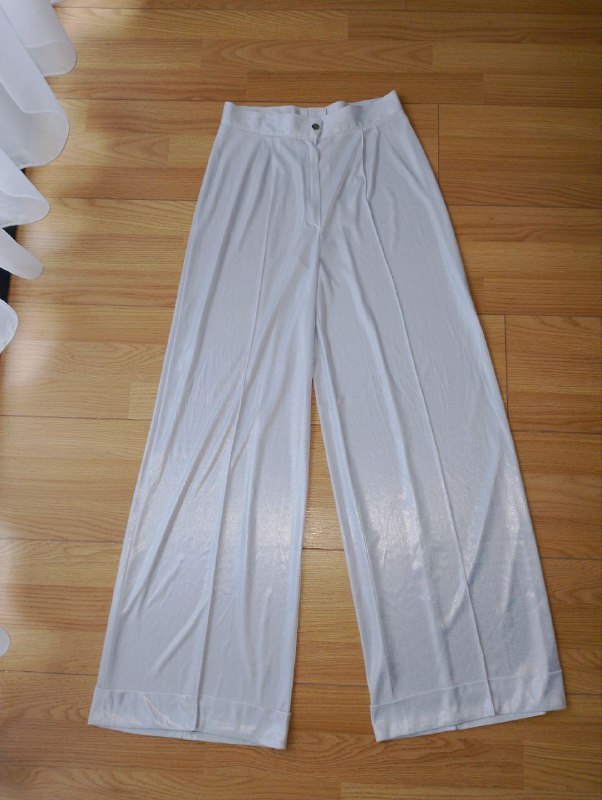 Шорты H&M, вечерние блестящие брюки 4