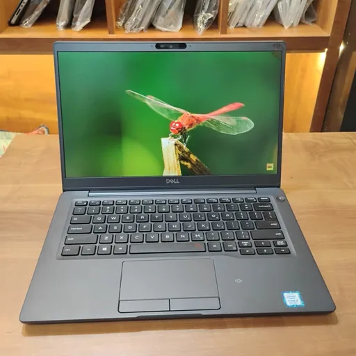 Ноутбук Dell 5300