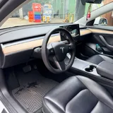 Tesla Model 3 Standard 9