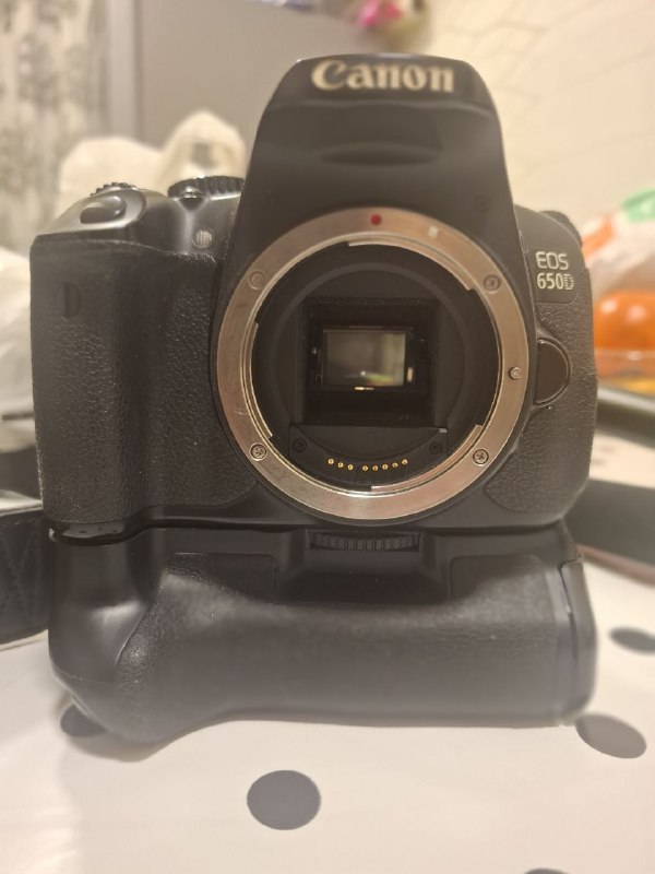 Камера Canon 650d с объективом Гелиос 44м-2 и аксессуарами 2