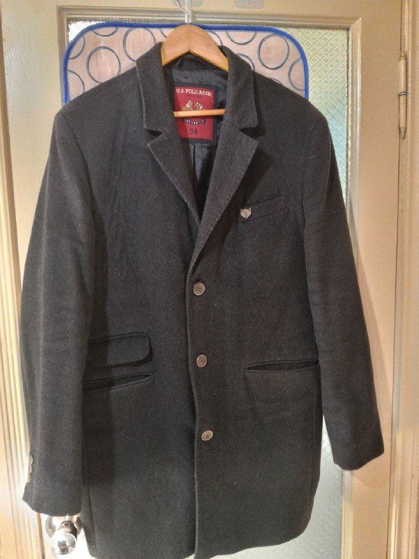 Пальто USPA, Bazioni