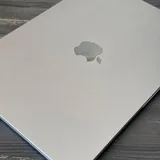 MacBook Air M2 13.6, 8GB, 256GB SSD 2