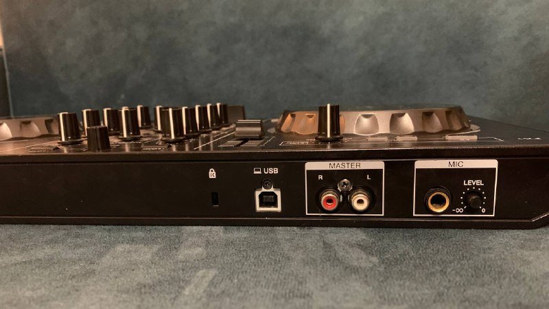 Контроллер Pioneer DDJ-RB 5