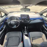 Toyota C-HR XLE 5