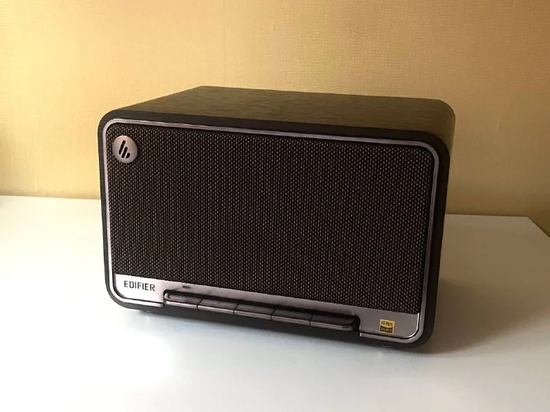 Edifier D32 колонка 1